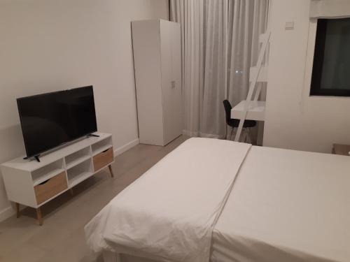 Ebene Apartamento | Studio 208 Ebene Square Urban Living
