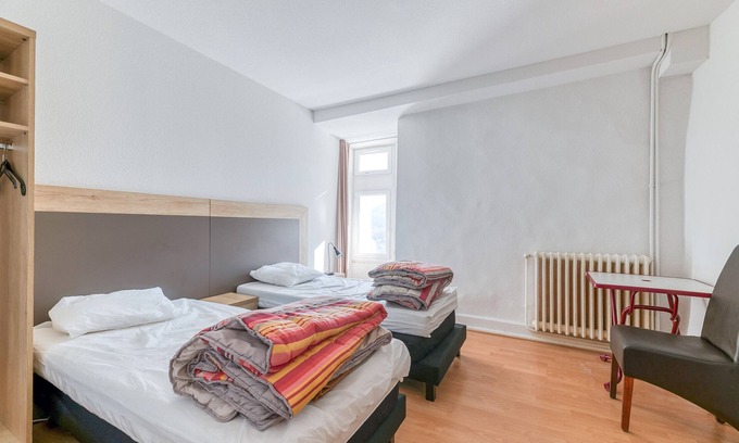Arvillard Apartamento | Estudio '211' con piscina compartida, terraza compartida y Wi-Fi