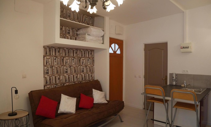 Pont-Saint-Esprit Apartamento | estudio 25 m2 amueblado reformado
