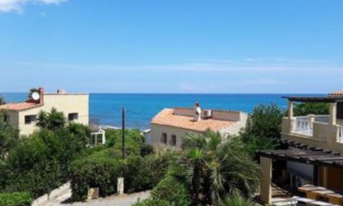 Bravone Apartamento | Estudio 3 - 50 m de arena, playa, final, lugar tranquilo con árboles - vista al mar