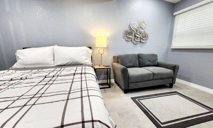 Lakeland Apartamento | Studio 3!