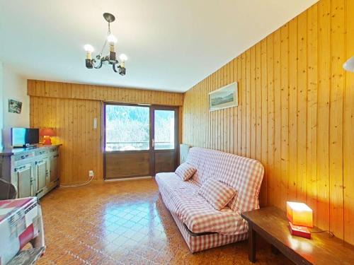 Le Grand-Bornand Apartamento | Studio 4 couchages, proche télécabine, parking, animaux acceptés - FR-1-241-75