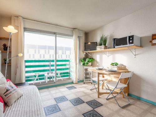 Pla d'Adet Apartamento | Studio 4 pers. avec balcon et accès direct aux pistes à Saint-Lary-Soulan - FR-1-296-488