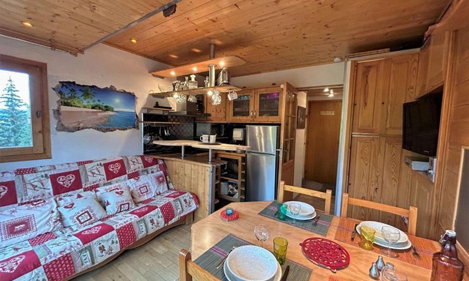Meribel Centre Apartamento | Studio 4 pers, proximité commerces et pistes, parking, terrasse Ouest, piscine l'été - Méribel - FR-1-180-608