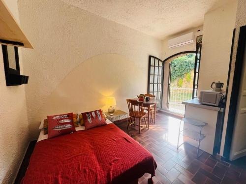 Marine de Saint Ambroggio Apartamento | Studio 5 PORTO LUMIO