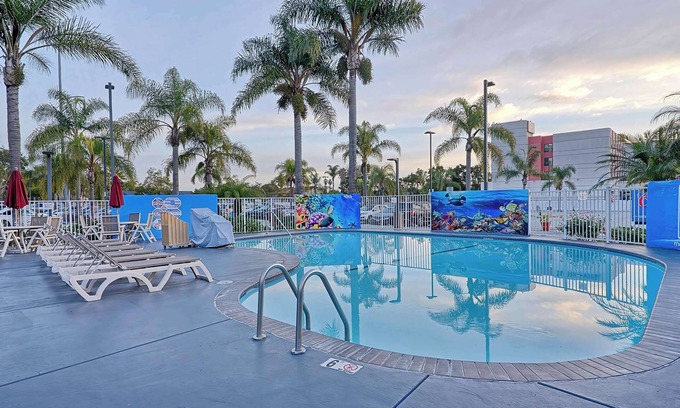 Inglewood Hotel | Studio 6 Suites Los Angeles, CA - Los Angeles - LAX