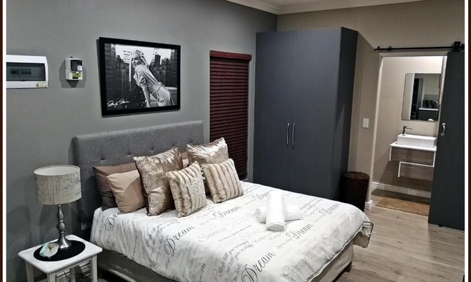 Langebaan Apartamento | Studio 77