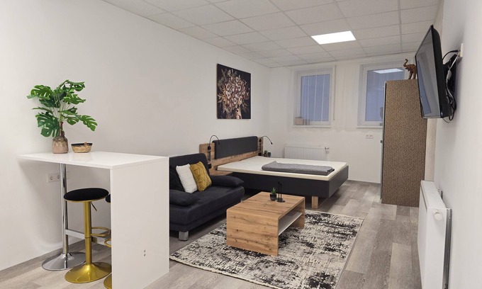 Ramstein-Miesenbach Apartamento | Studio 9 for 2