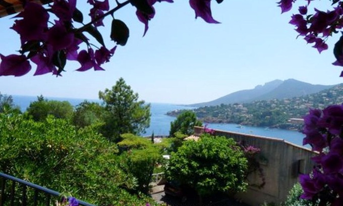 Theoule-sur-Mer Apartamento | Studio a Theoule sur Mer a 400 m de la plage avec vue sur la mer terrasse amenagee et wifi
