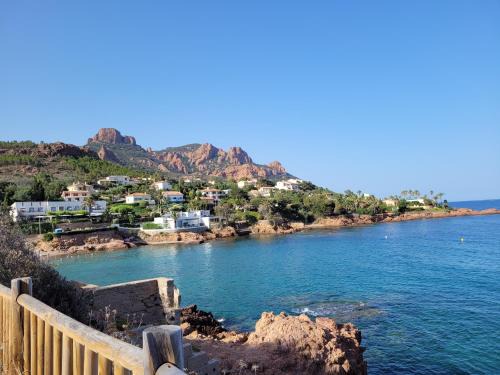 Agay Apartamento | studio agay a 2 pas des plages
