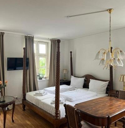 Hamburg-Barmbek Apartamento | Studio-Apartment 25 am Saseler Markt Retro-Love