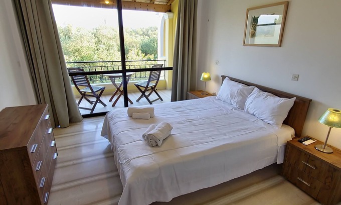 Melikia Apartamento | Apartamento estudio 'Alexandra Studio 12' con balcón privado y Wi-Fi