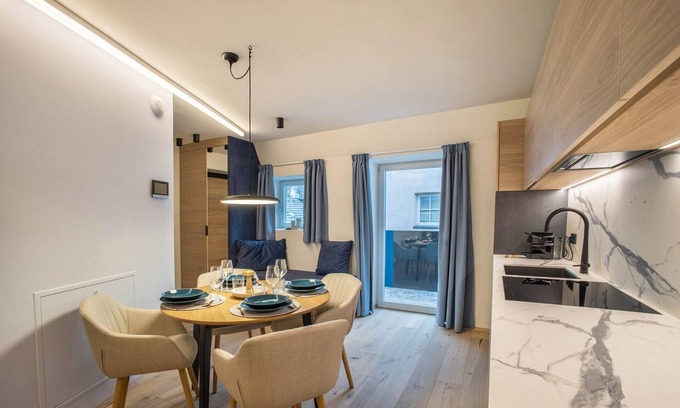 Old Town Apartamento | Apartamento estudio 'Avia Living Maria' con vistas a la montaña, balcón y Wi-Fi