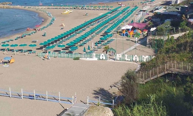 Borgo Santa Maria Apartamento | Estudio, primera línea de mar, 2° piso, acceso privado a la playa (Narciso)