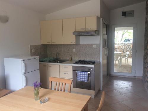 Gajac Apartamento | Studio Apartment Bosko