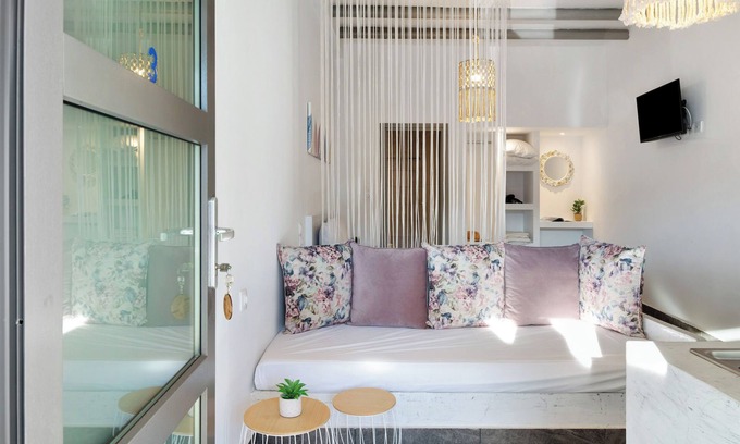 Merichas Apartamento | Estudio 'Calm Suites Kythnos 1' con vistas al mar, Wi-Fi y aire acondicionado