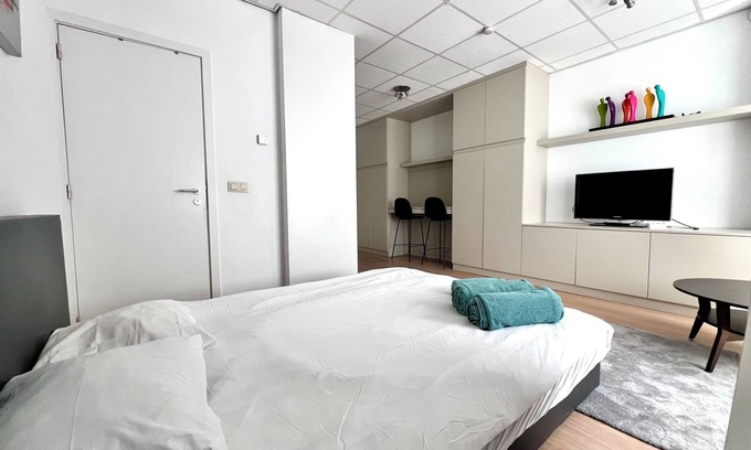 Lower Town Apartamento | Studio Apartment Heart of Brussels