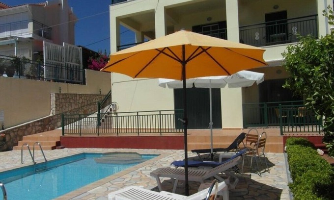 Ratzakli Apartamento | Estudio en villa independiente con piscina: (para 2 o 3 personas)