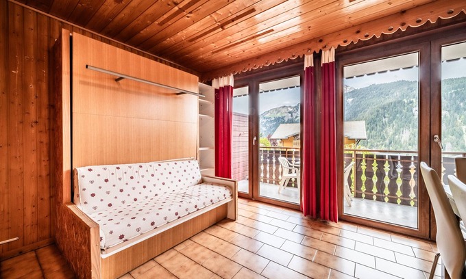 Chatel Apartamento | Apartamento estudio 'Le Garolou - 4 Pers' con vistas a la montaña, balcón y Wi-Fi