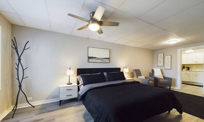 Munising Apartamento | Studio Apartment Located in the Center of Downtown Munising