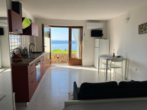 Icici Apartamento | Studio Apartment Ravel