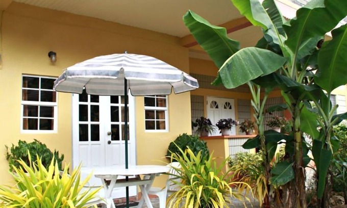 Les Coteaux Cama Y Desayuno | STUDIO APARTMENT