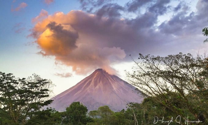 La Fortuna Apartamento | Studio Apartment. Volcano view from terrace.
