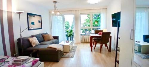 Augustinviertel Apartamento | Studio apartment with balcony