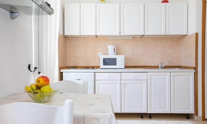 Molunat Apartamento | Apartamento tipo estudio con vista al mar