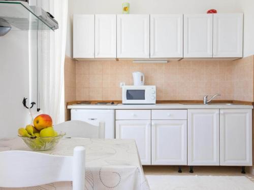 Molunat Apartamento | Studio apartment with sea view
