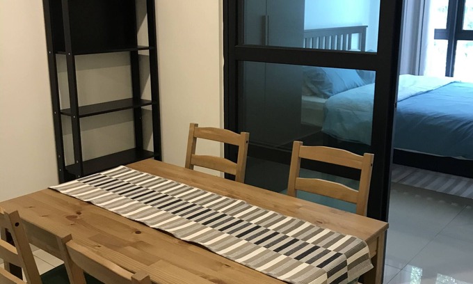 Ara Damansara Apartamento | Studio @ Ara Damansara \ Wi-Fi \ Smart TV