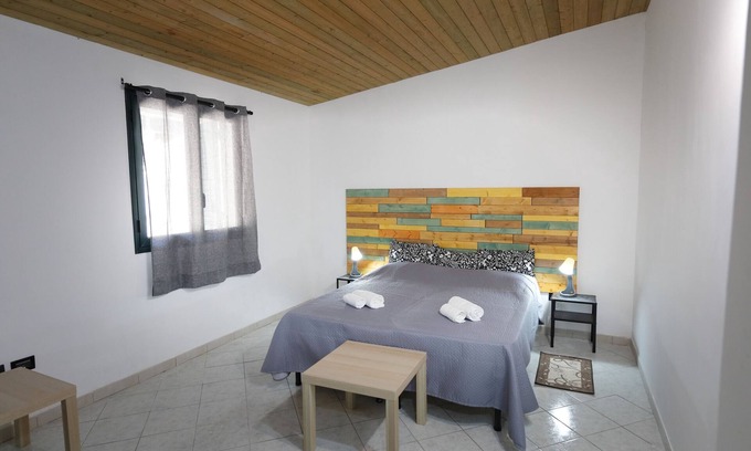 Noto Historic Centre Apartamento | Estudio 'Arancia - Fiumara Val Di Noto' con vistas a la montaña, Wi-Fi y aire acondicionado