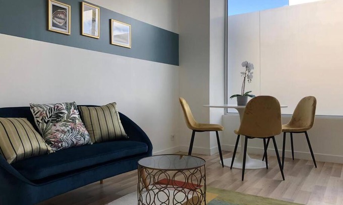 Rive Droite Apartamento | Studio Armorique - commerces