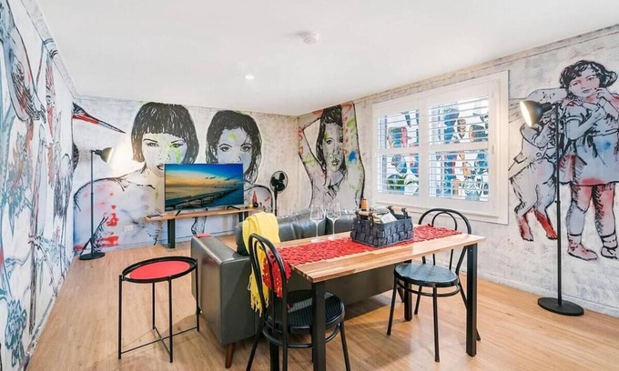 Daylesford Apartamento | Studio Art on Duke Su