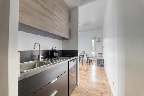 Montevrain Apartamento | Studio Art - Shopping center and train station 500m - Disneyland Paris 5min