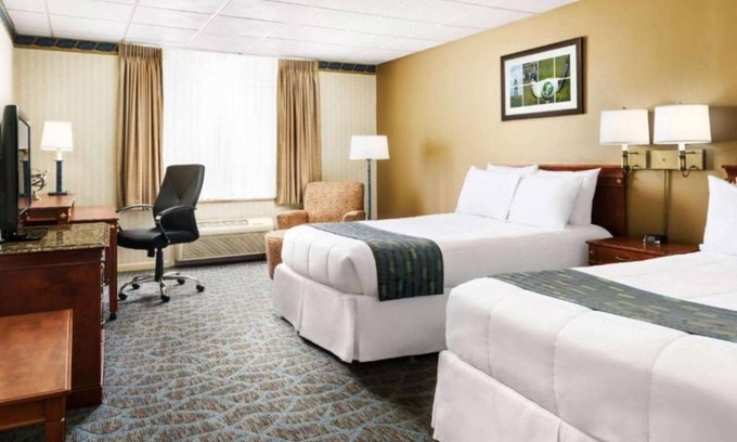 Cheat Lake Apartamento | Studio at Lakeview Golf Resort w Fitness Center