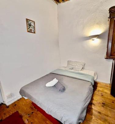 Secteur 2 Apartamento | Studio Atypique en Hyper Centre - Calme avec Wifi