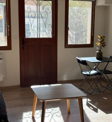 Vitrolles Apartamento | Studio au cœur du vieux village
