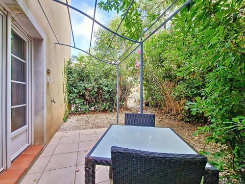 Callian Apartamento | Studio au calme, piscine, animaux admis, climatisation, Var - FR-1-779-17
