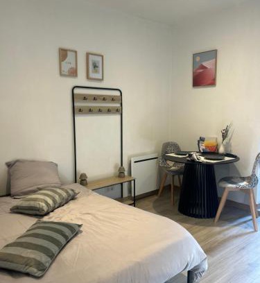 Vieux Vichy Apartamento | Studio avec terrasse Vieux Vichy