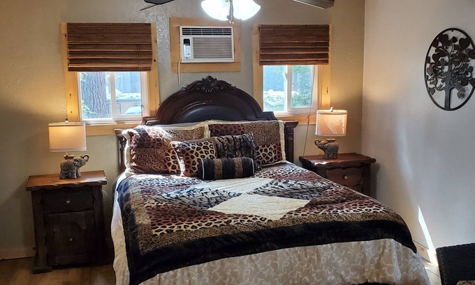 Shingletown Apartamento | Studio B at Bigfoot Lodging Lassen