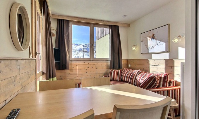 Belle Plagne Apartamento | Estudio cabina 4 pers, balcón, cerca de pistas y tiendas