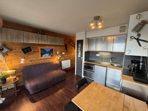 Auris Apartamento | Studio cabine 4 couchages au pied des pistes, proche commerces - Auris en Oisans - FR-1-297-343