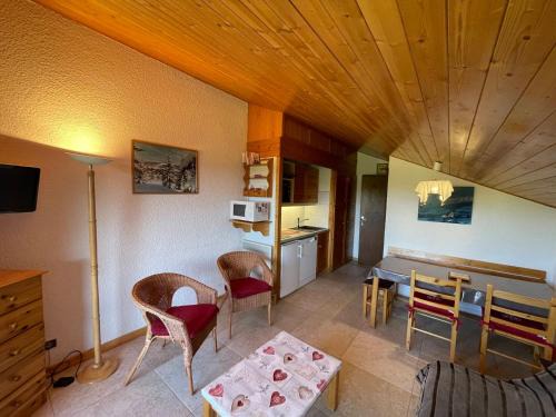 Les Saisies Apartamento | Studio Cabine aux Saisies, 5 pers, balcon sud, garage - FR-1-293-320