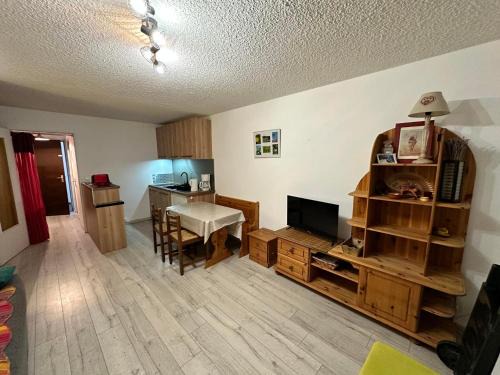 Correncon-en-Vercors Apartamento | Studio Cabine avec Jardinet à Corrençon, Navette Gratuite, Proche Village et Pistes de Ski - FR-1-515-52