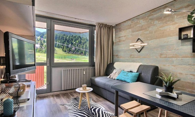 Plagne Centre Apartamento | Studio cabine rénové à Plagne Centre avec balcon et proche des pistes - FR-1-455-68