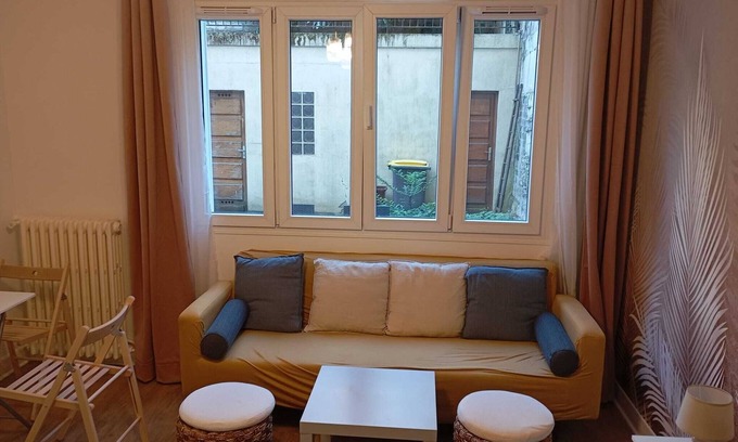 Billancourt–Rives de Seine Apartamento | Studio Calme Sans vis à vis Rez-de-jardin vue Cours