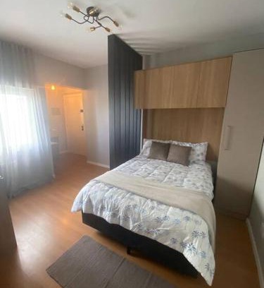 Simoes Lopes Apartamento | Studio central com Garagem