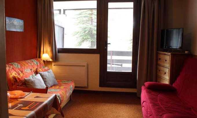 Risoul Apartamento | Studio charmant au pied des pistes, balcon sud, parking gratuit, animaux acceptés ! - FR-1-330-513