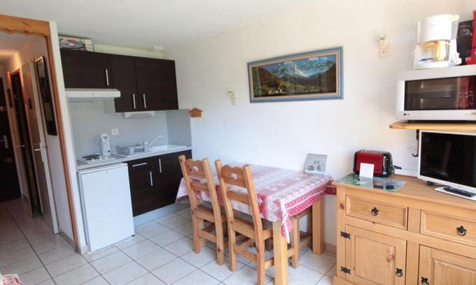 Les Carroz-d'Araches Apartamento | Studio charmant 4 pers, centre village, proche pistes et commerces - FR-1-572-122